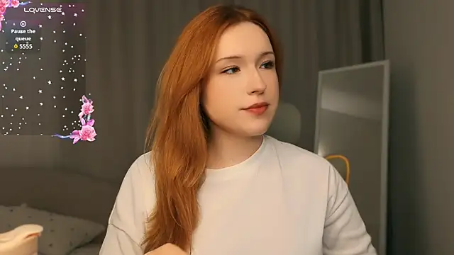 flaremoon online show from May 19, 1:06 pm