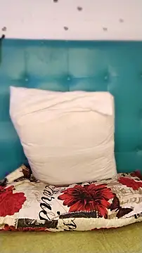 Snapshot of El_junior21 chatting on May 27, 11:35 pm El junior21 online show from May 27, 11:35 pm