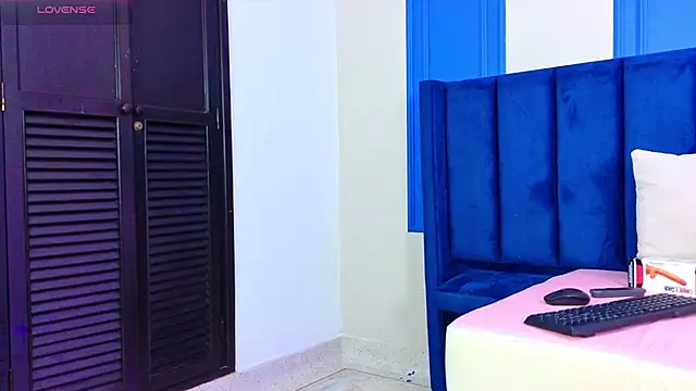 Snapshot of maddysonsweet chatting on May 26, 8:05 pm maddysonsweet online show from May 26, 8:05 pm