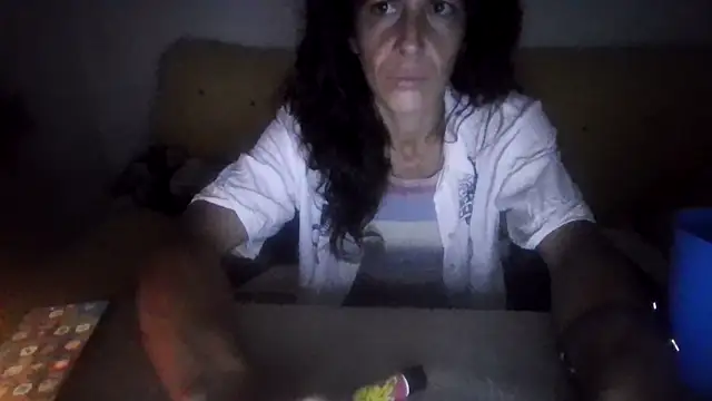 Snapshot of jazmin39 chatting on June 13, 6:11 am jazmin39 online show from June 13, 6:11 am