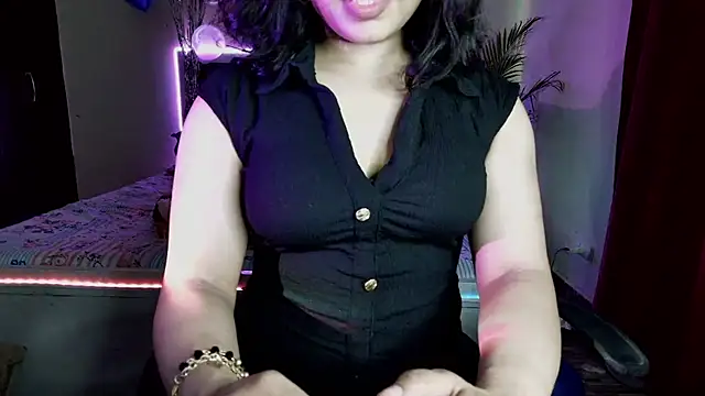 Snapshot of cherry_jerry chatting on May 15, 8:27 pm cherry jerry online show from May 15, 8:27 pm