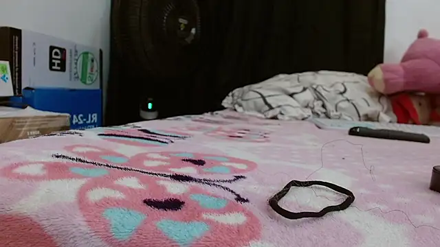 LIli Candy Dirty online show from April 21, 6:44 pm