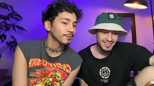 Snapshot of Noah_and_Steven chatting on June 21, 3:14 pm Noah and Steven online show from June 21, 3:14 pm