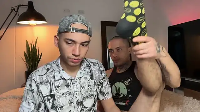 Snapshot of Noah_and_Steven chatting on July 28, 12:48 pm Noah and Steven online show from July 28, 12:48 pm
