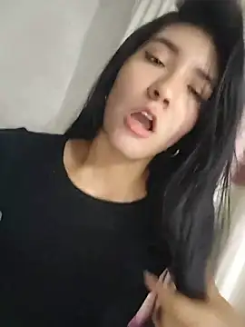 Snapshot of ninaavelvett chatting on May 15, 2:07 am ninaavelvett online show from May 15, 2:07 am
