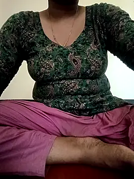 Snapshot of Misty-Meya chatting on June 3, 5:32 am Misty-Meya online show from June 3, 5:32 am
