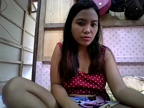 Snapshot of juicyredt chatting on April 26, 1:14 am juicyredt online show from April 26, 1:14 am
