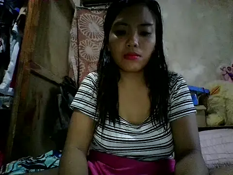Snapshot of juicyredt chatting on April 27, 9:40 am juicyredt online show from April 27, 9:40 am