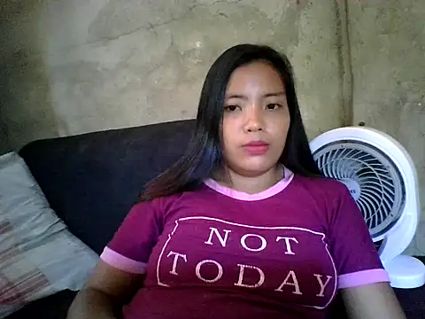 Snapshot of juicyredt chatting on April 28, 5:34 am juicyredt online show from April 28, 5:34 am