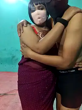 Hot Cupole online show from May 5, 3:42 pm