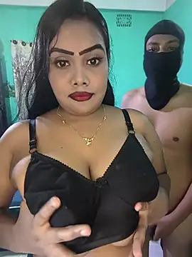 Snapshot of Hot_Cupole chatting on August 6, 3:25 pm Hot Cupole online show from August 6, 3:25 pm
