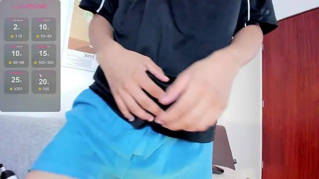 Snapshot of dax_blaze chatting on June 7, 1:37 pm dax blaze online show from June 7, 1:37 pm