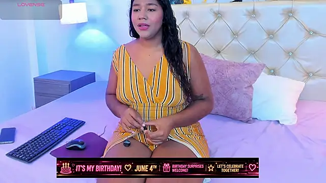 alissbaker online show from June 2, 11:34 am