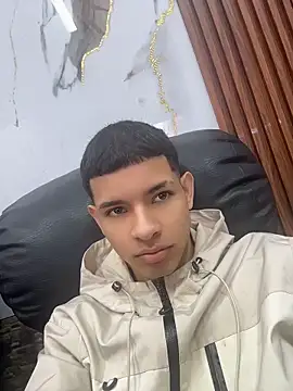 Snapshot of Valery2_salazar chatting on May 27, 9:23 pm Valery2 salazar online show from May 27, 9:23 pm