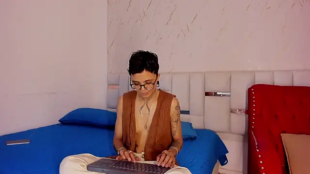 Snapshot of Antony_D_ossa chatting on May 10, 8:25 pm Antony D ossa online show from May 10, 8:25 pm