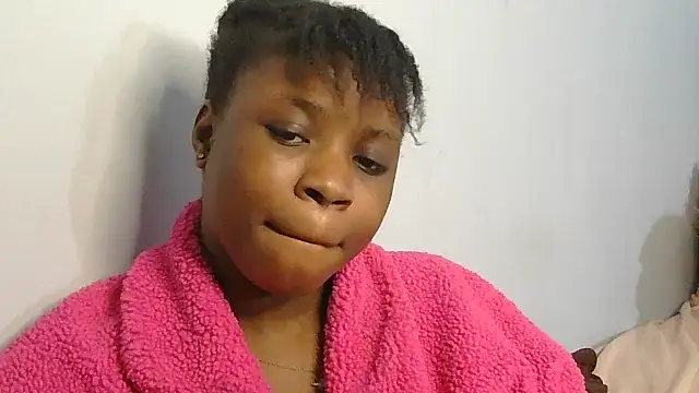 Snapshot of julianaa19 chatting on July 16, 5:19 pm julianaa19 online show from July 16, 5:19 pm
