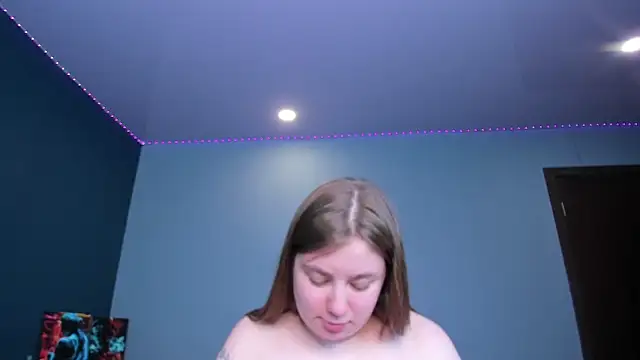Snapshot of Boobsy_girl chatting on June 3, 3:28 pm Boobsy girl online show from June 3, 3:28 pm