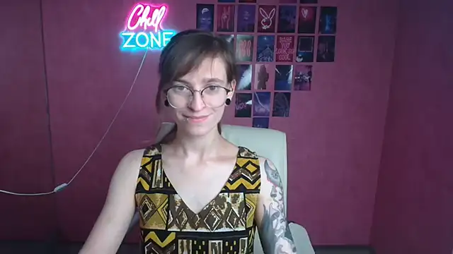 Snapshot of Luna_Tantra chatting on July 27, 11:34 pm Luna Tantra online show from July 27, 11:34 pm