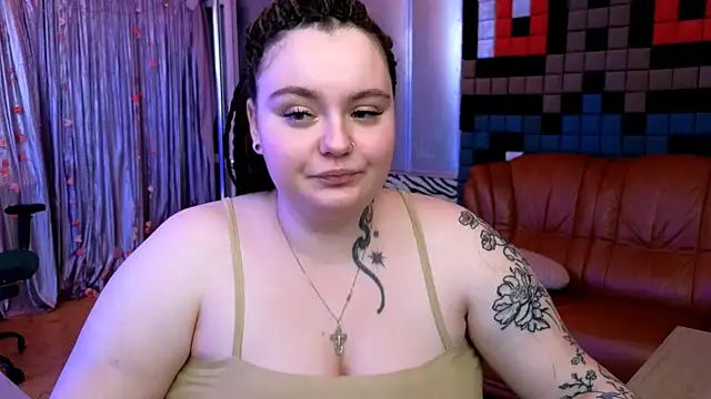 Snapshot of CatherineClaire chatting on June 20, 4:54 pm CatherineClaire online show from June 20, 4:54 pm