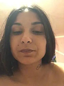 Snapshot of amira1348 chatting on June 4, 8:15 pm amira1348 online show from June 4, 8:15 pm
