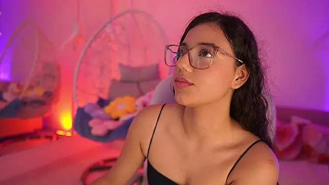 Snapshot of StacyCooper_ chatting on May 29, 7:01 pm StacyCooper online show from May 29, 7:01 pm
