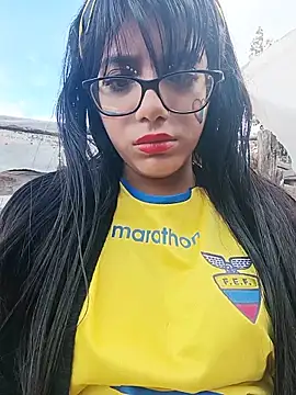 Snapshot of Dayii_sweet chatting on June 14, 8:44 pm Dayii sweet online show from June 14, 8:44 pm