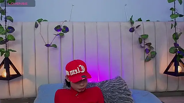 Snapshot of milan_zapata chatting on June 1, 11:17 pm milan zapata online show from June 1, 11:17 pm