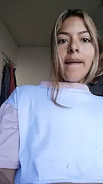Snapshot of evafuckasd chatting on May 20, 12:11 pm evafuckasd online show from May 20, 12:11 pm