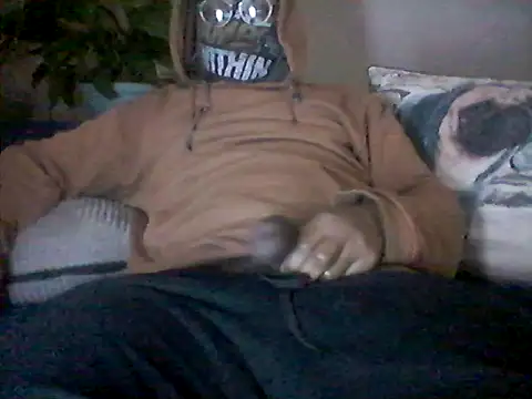 Snapshot of LunjeSA chatting on June 25, 6:34 pm LunjeSA online show from June 25, 6:34 pm