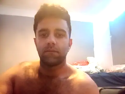 Snapshot of Gayarabtwink33 chatting on May 4, 12:39 am Gayarabtwink33 online show from May 4, 12:39 am