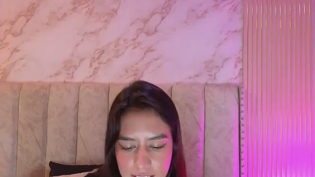 Snapshot of Alahia_Bloom chatting on July 19, 12:09 pm Alahia Bloom online show from July 19, 12:09 pm