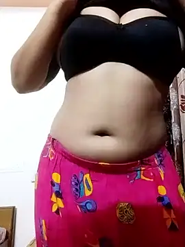 Snapshot of diya_raksha chatting on May 10, 7:24 am diya raksha online show from May 10, 7:24 am