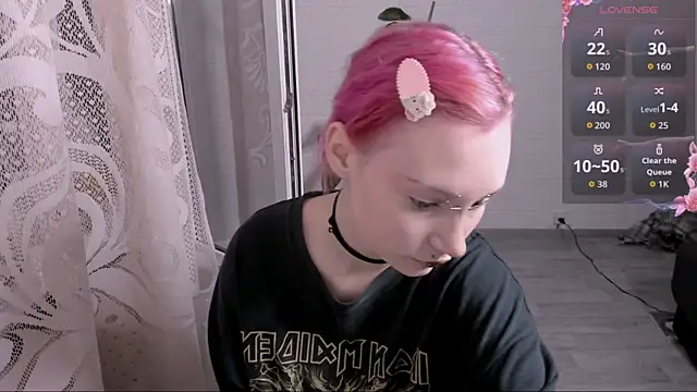 Snapshot of VikaViktoria chatting on June 8, 6:08 pm VikaViktoria online show from June 8, 6:08 pm