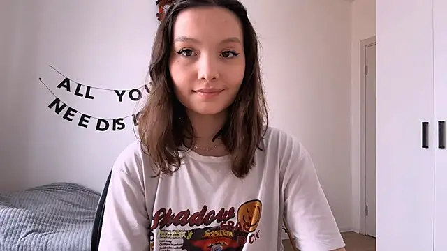 Snapshot of RochelTrewhitt chatting on April 27, 9:18 am RochelTrewhitt online show from April 27, 9:18 am