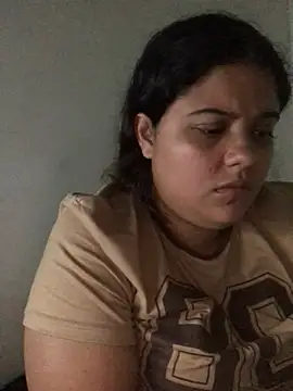 Snapshot of EliVanegas chatting on May 3, 2:39 am EliVanegas online show from May 3, 2:39 am