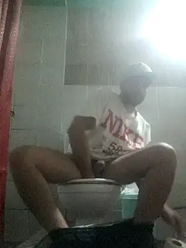 Snapshot of Parejas-2026 chatting on May 15, 10:06 pm Parejas-2026 online show from May 15, 10:06 pm