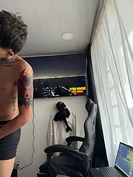 Snapshot of Jackdaniel001_ chatting on June 1, 10:22 pm Jackdaniel001 online show from June 1, 10:22 pm