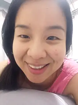 Snapshot of NiNa5203 chatting on April 22, 7:26 pm NiNa5203 online show from April 22, 7:26 pm