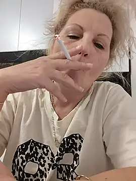 Divineblond online show from March 16, 10:36 pm