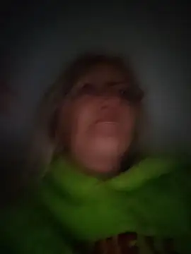 Snapshot of Divineblond chatting on May 2, 7:41 pm Divineblond online show from May 2, 7:41 pm