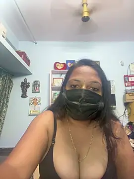 Snapshot of Deepuu__Telugu chatting on July 14, 6:02 pm Deepuu Telugu online show from July 14, 6:02 pm