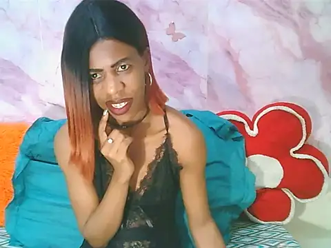 Snapshot of EbonySweetPeach chatting on May 25, 6:08 am EbonySweetPeach online show from May 25, 6:08 am