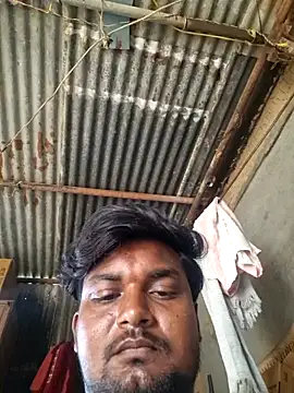 Snapshot of Gujju_here chatting on May 15, 1:45 am Gujju here online show from May 15, 1:45 am