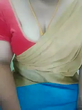 Snapshot of Call_Honey chatting on June 23, 9:18 am Call Honey online show from June 23, 9:18 am