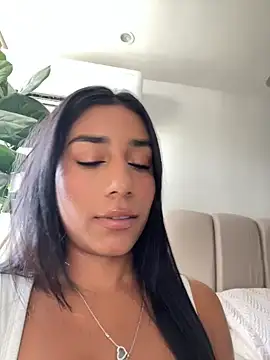 Snapshot of SaryJonex chatting on July 15, 2:33 pm SaryJonex online show from July 15, 2:33 pm