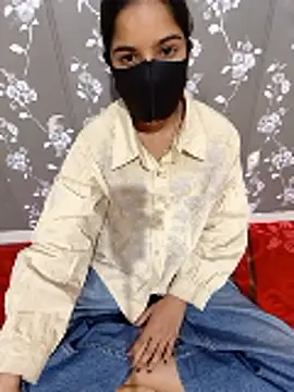 Snapshot of Ritu_rani01 chatting on April 28, 11:48 am Ritu rani01 online show from April 28, 11:48 am