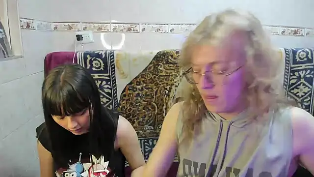 Snapshot of Jinnbooky chatting on July 19, 11:41 pm Jinnbooky online show from July 19, 11:41 pm