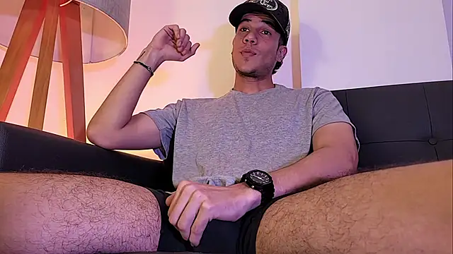 Snapshot of Derek_stud_ chatting on June 20, 4:26 am Derek stud online show from June 20, 4:26 am