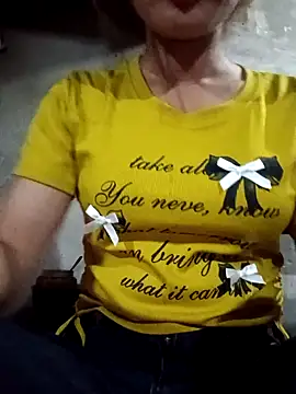 Rosie LoveUU online show from May 20, 11:00 pm