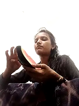 Snapshot of SS_sanjna chatting on May 15, 11:34 pm SS sanjna online show from May 15, 11:34 pm